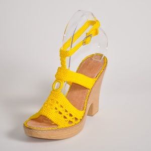 NEW handmade knitted shoes